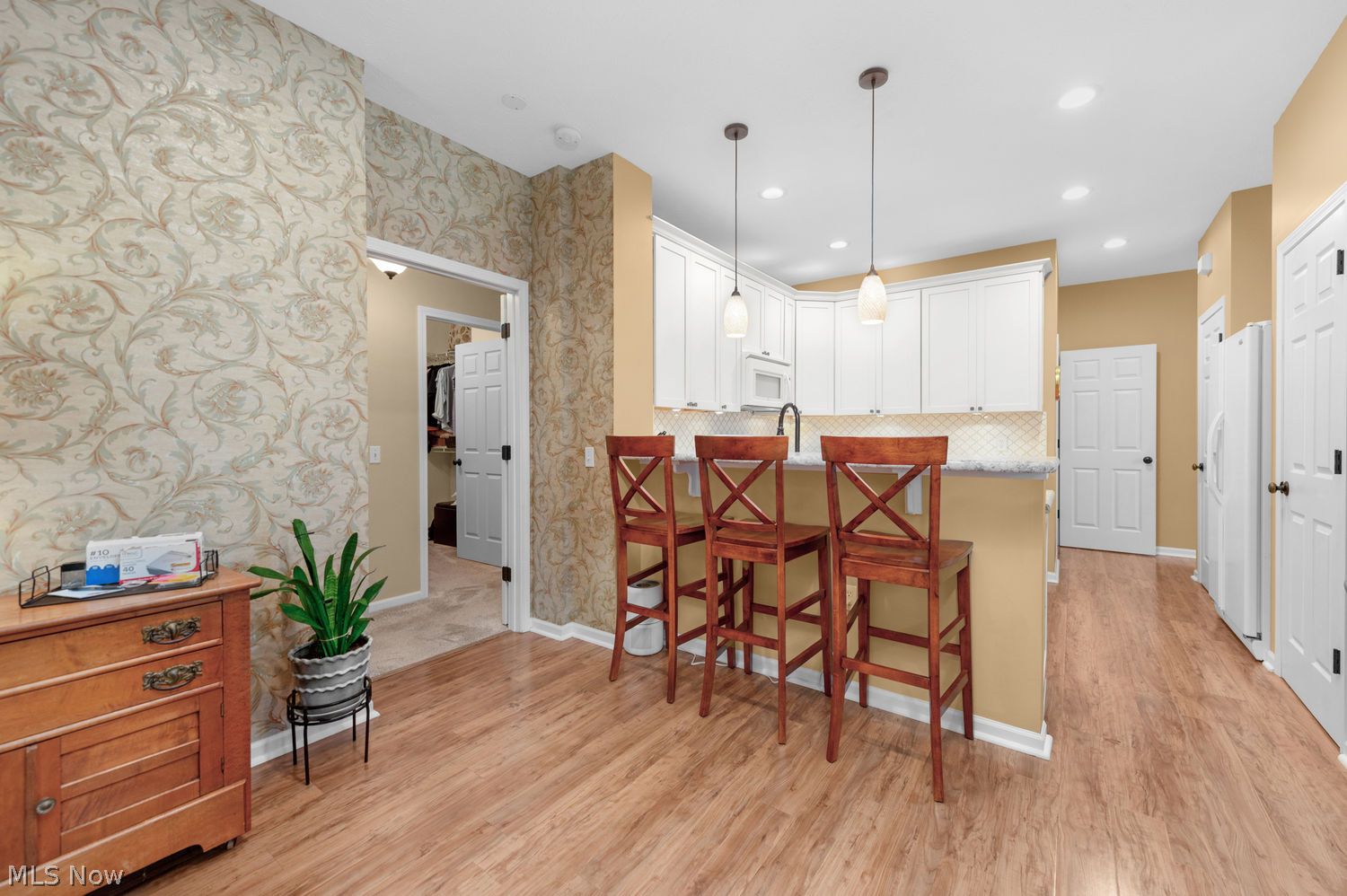 2383 Manchester Lane Avon OH 44011