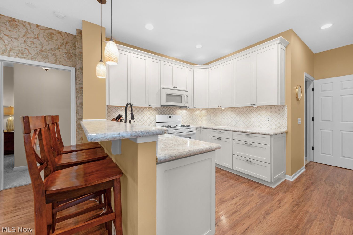 2383 Manchester Lane Avon OH 44011