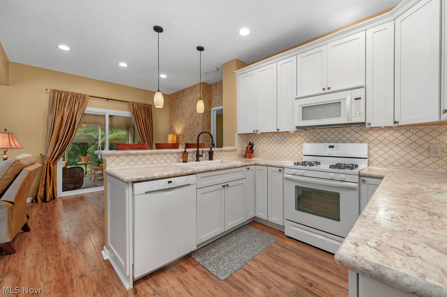 2383 Manchester Lane Avon OH 44011