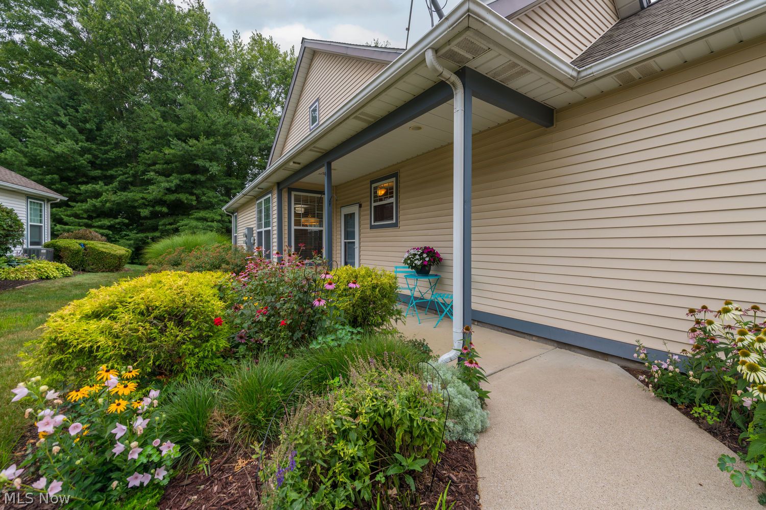 2383 Manchester Lane Avon OH 44011