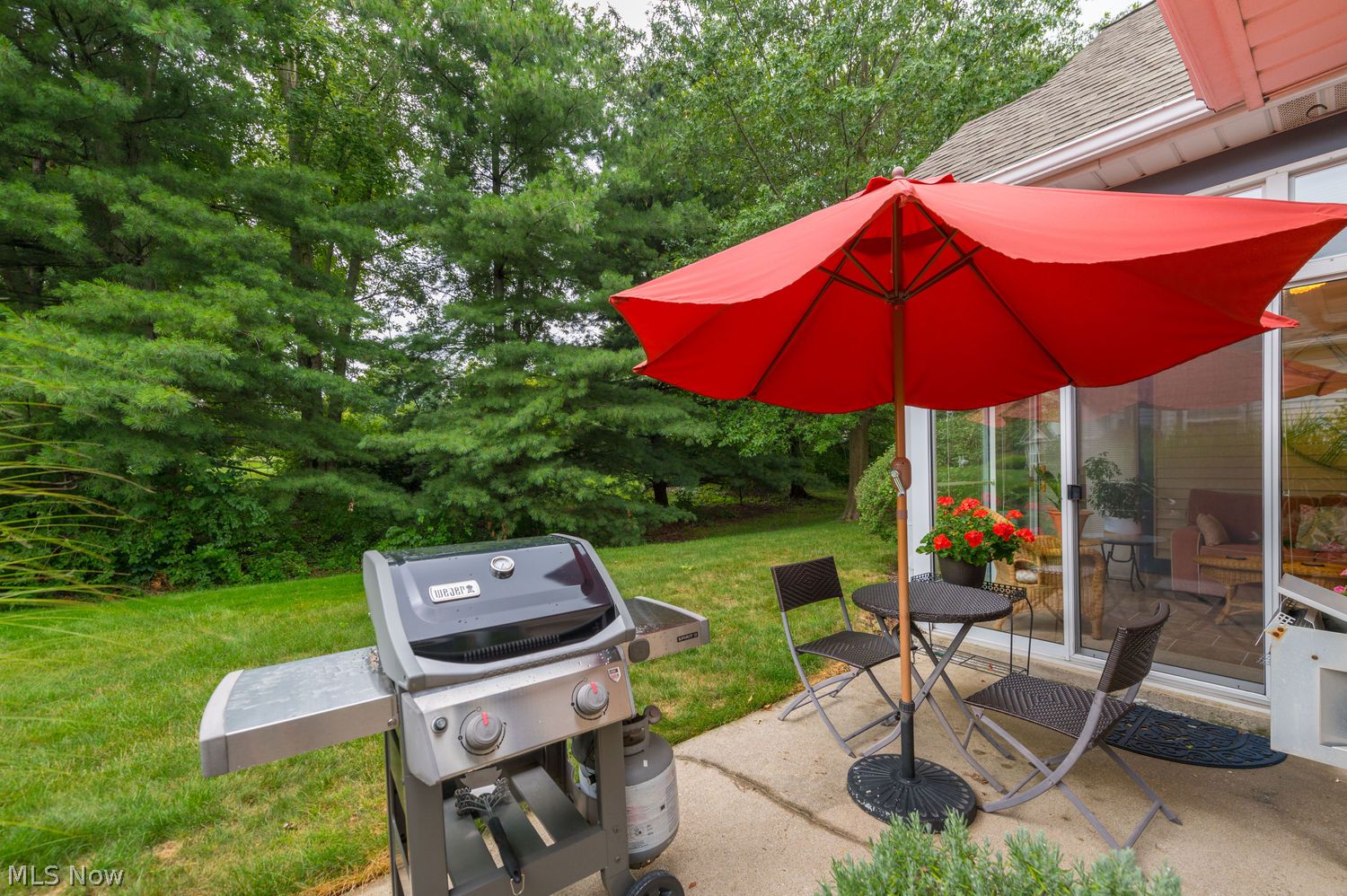 2383 Manchester Lane Avon OH 44011