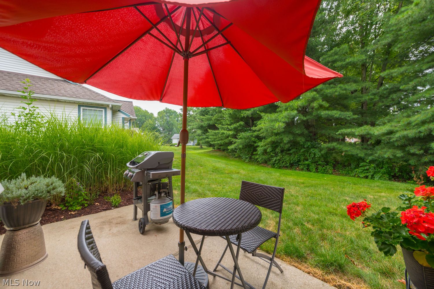 2383 Manchester Lane Avon OH 44011
