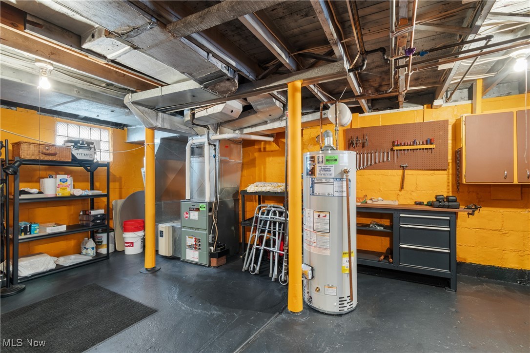 239 Dayton Place Akron OH 44310