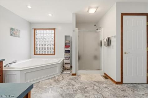 789 Country Club Drive Howard OH 43028