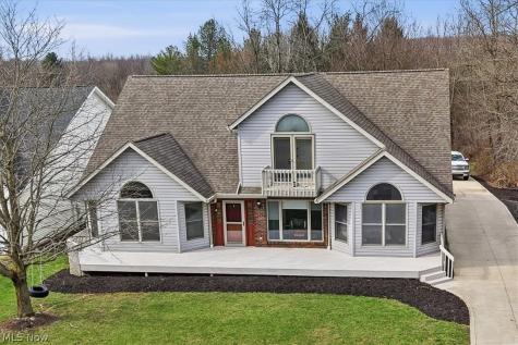789 Country Club Drive Howard OH 43028