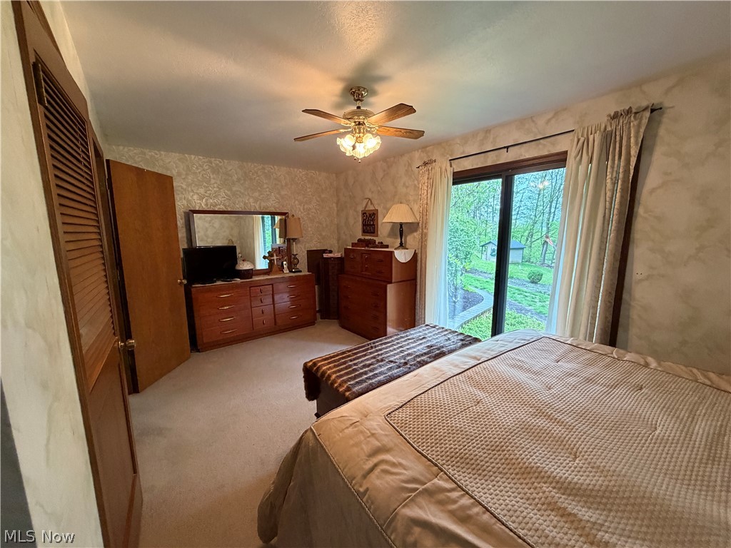 2359 Oak Tree Drive NW Dover OH 44622