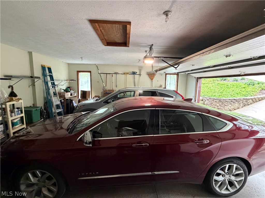 2359 Oak Tree Drive NW Dover OH 44622
