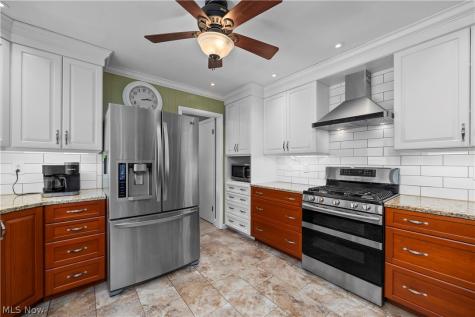 304 Cedar Brook Lane Sandusky OH 44870