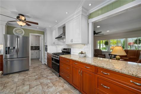 304 Cedar Brook Lane Sandusky OH 44870