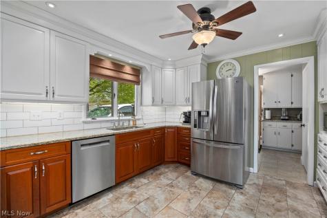 304 Cedar Brook Lane Sandusky OH 44870