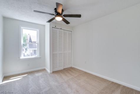 2406 Tampa Avenue Cleveland OH 44109