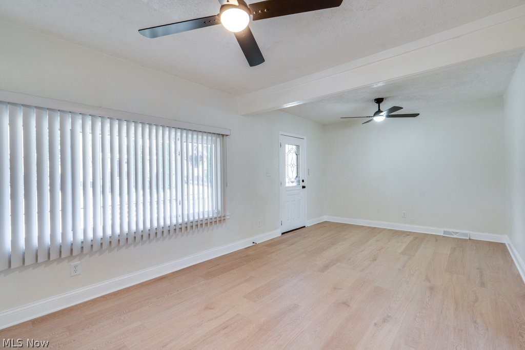 2406 Tampa Avenue Cleveland OH 44109