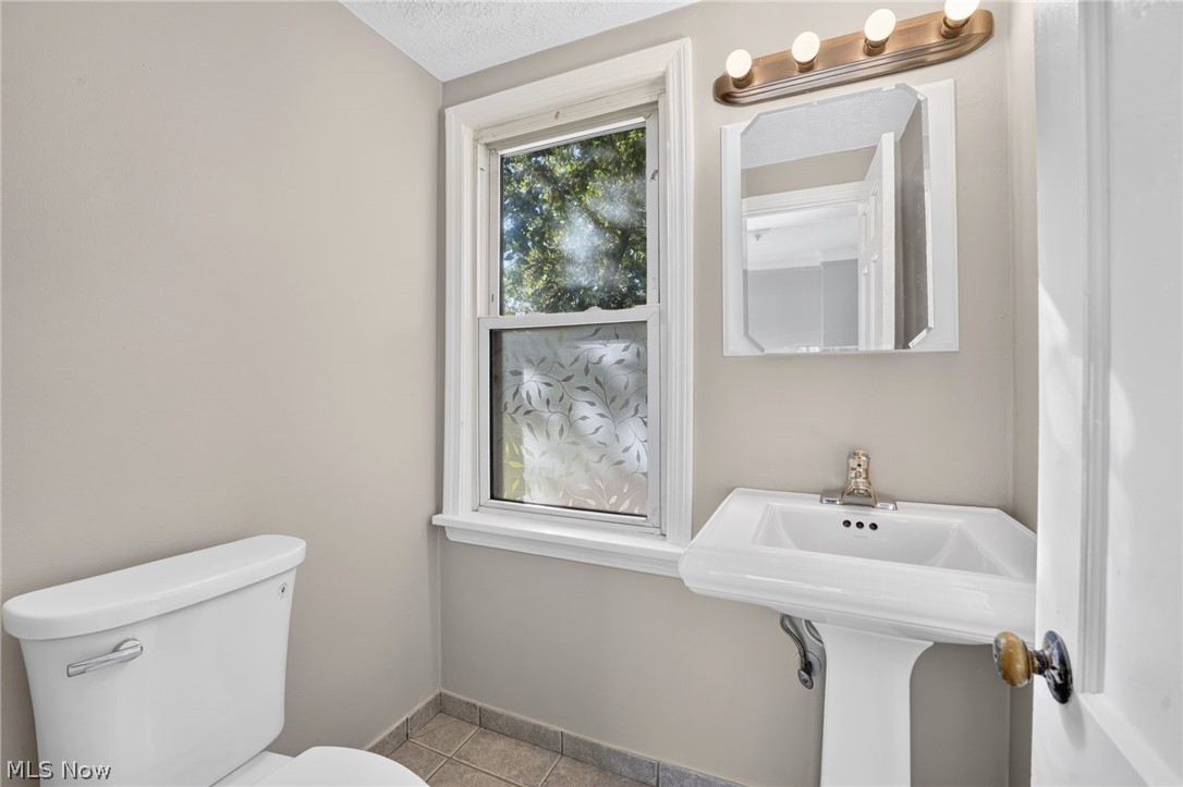 3846 Grosvenor Road South Euclid OH 44118