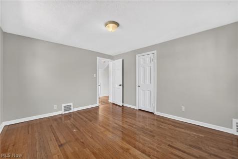 3846 Grosvenor Road South Euclid OH 44118