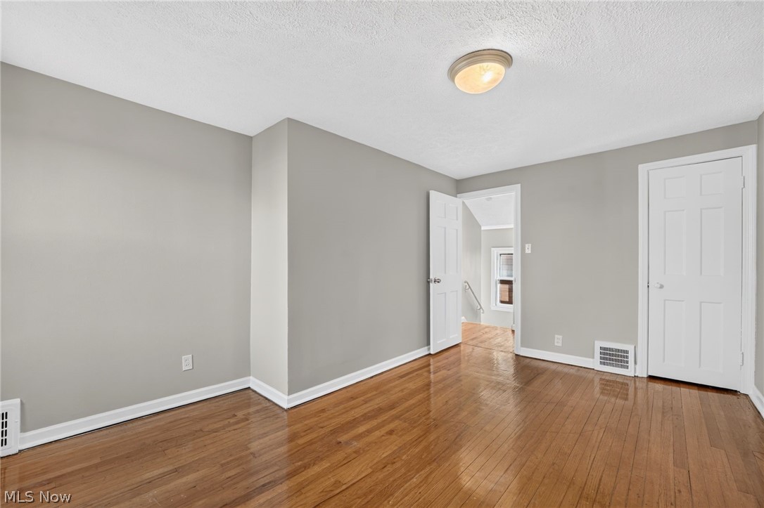 3846 Grosvenor Road South Euclid OH 44118