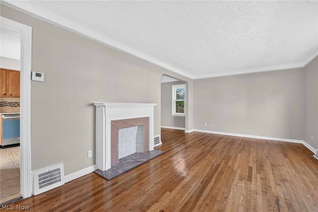3846 Grosvenor Road South Euclid OH 44118
