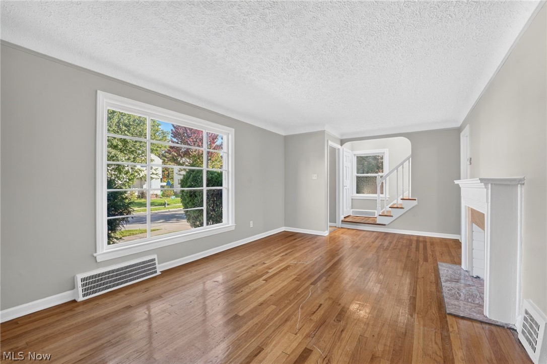 3846 Grosvenor Road South Euclid OH 44118