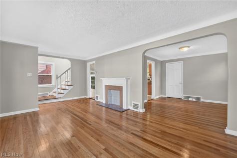 3846 Grosvenor Road South Euclid OH 44118