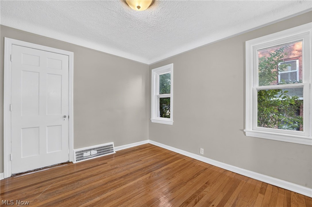 3846 Grosvenor Road South Euclid OH 44118