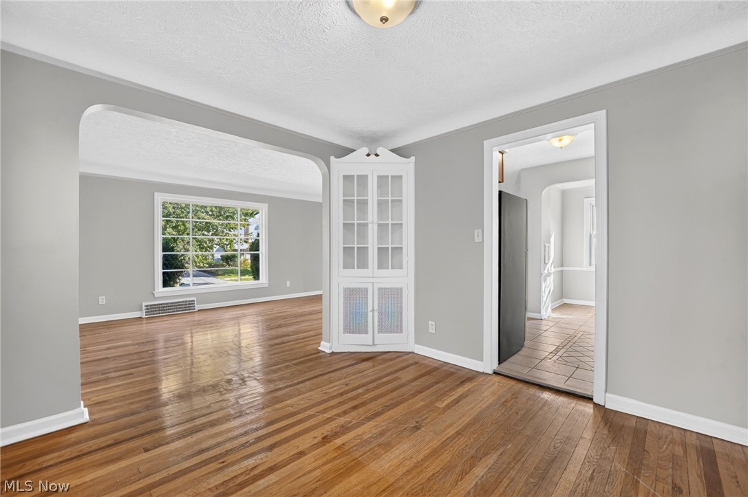 3846 Grosvenor Road South Euclid OH 44118