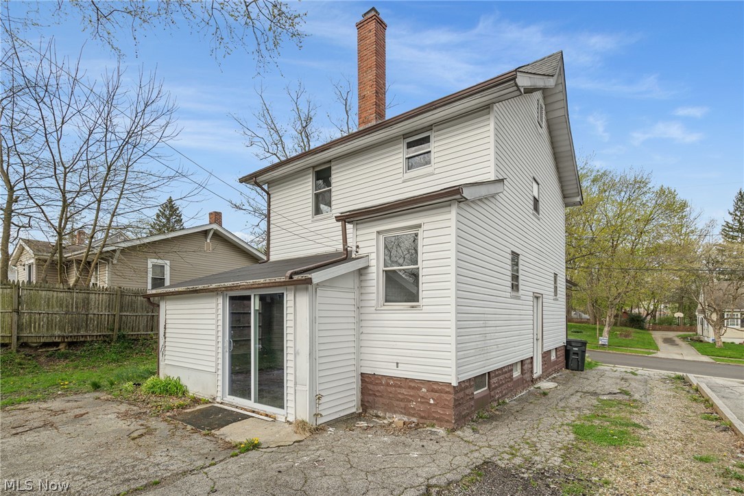 625 Wyandot Avenue Akron OH 44305