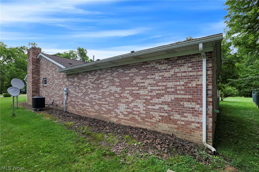 1616 Quail Hollow Drive Cambridge OH 43725