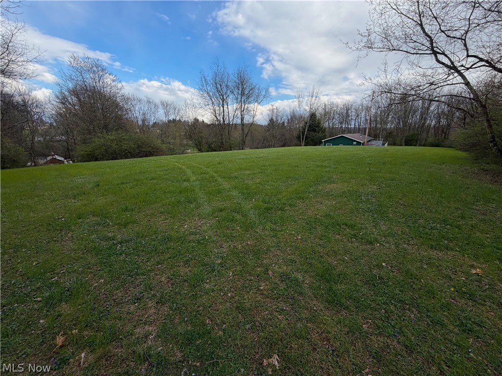 16213 Park Way East Liverpool OH 43920