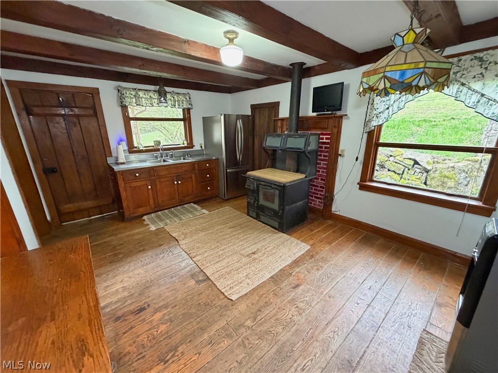 16213 Park Way East Liverpool OH 43920