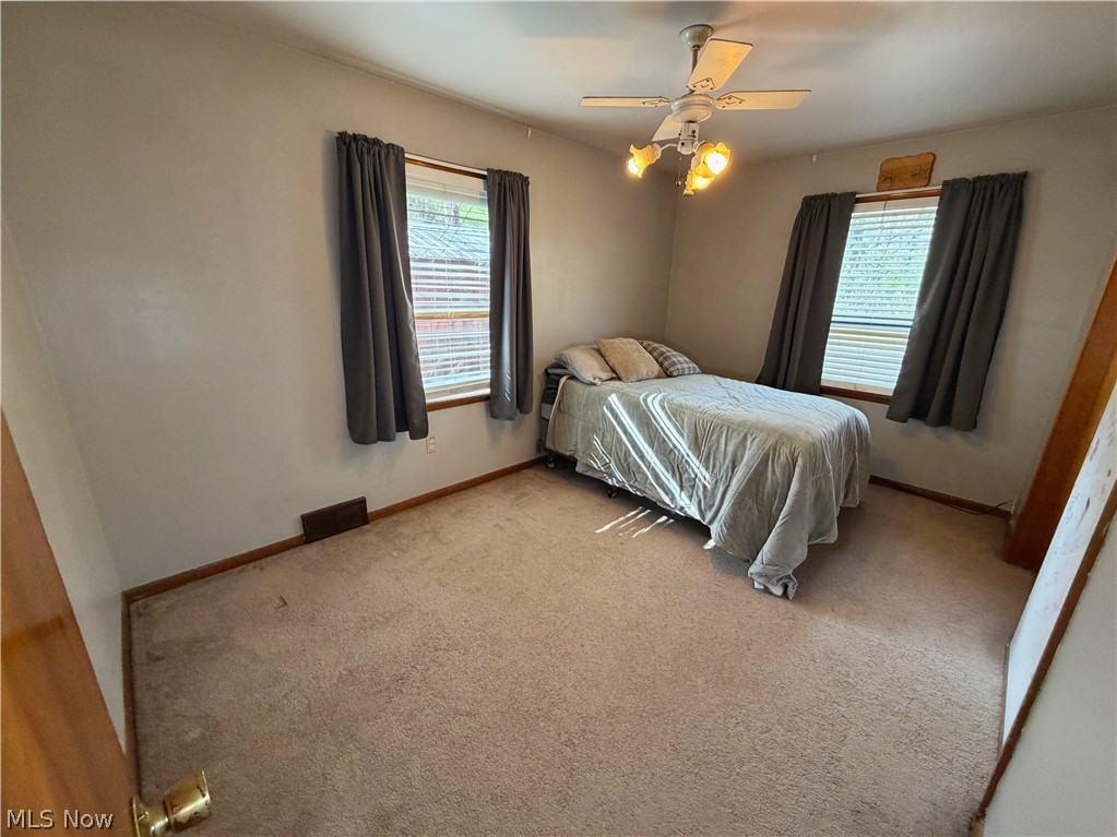 16213 Park Way East Liverpool OH 43920