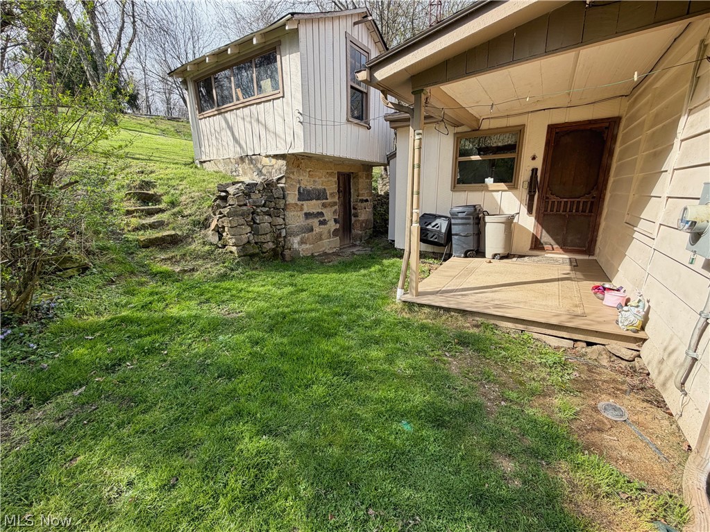 16213 Park Way East Liverpool OH 43920
