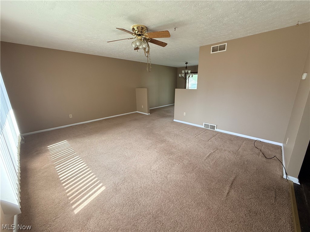 123 5th Street NE Strasburg OH 44680