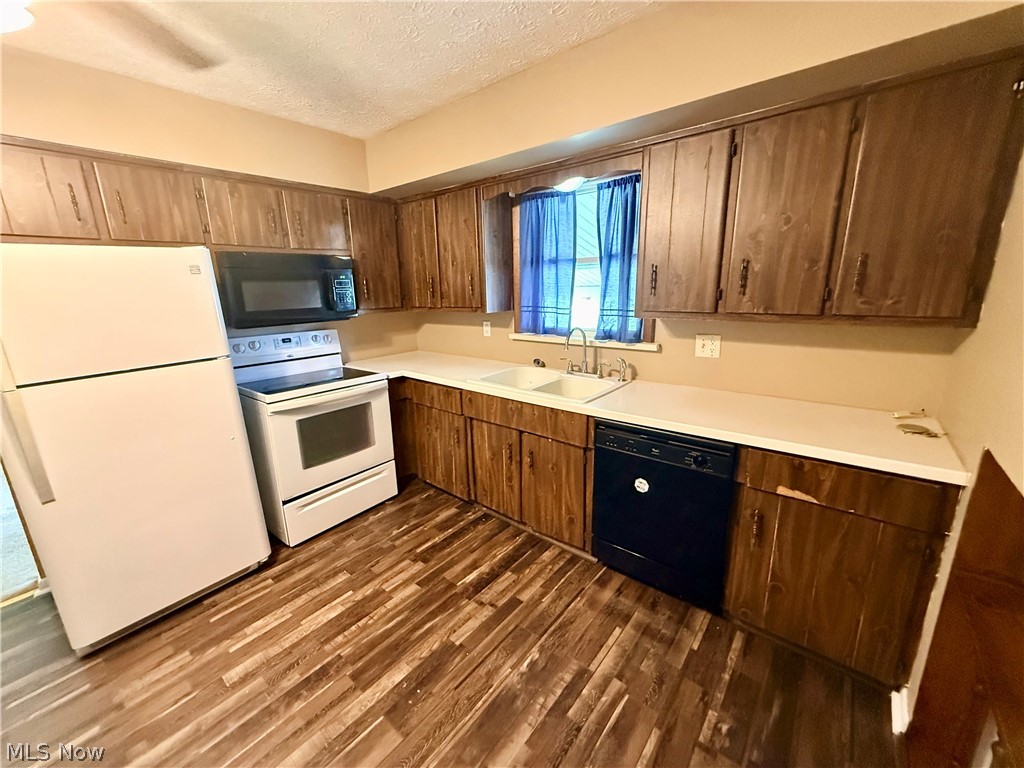 123 5th Street NE Strasburg OH 44680