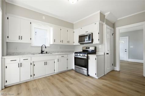 854 9th Street NE Massillon OH 44646
