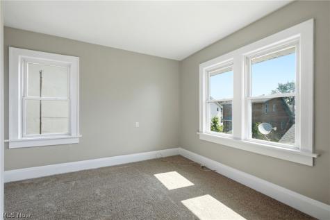 854 9th Street NE Massillon OH 44646