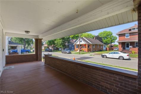 854 9th Street NE Massillon OH 44646