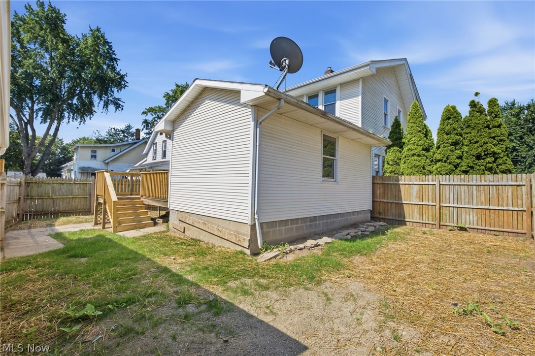854 9th Street NE Massillon OH 44646