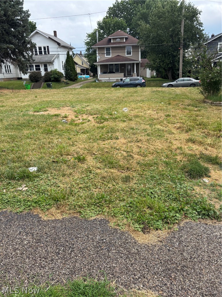854 9th Street NE Massillon OH 44646