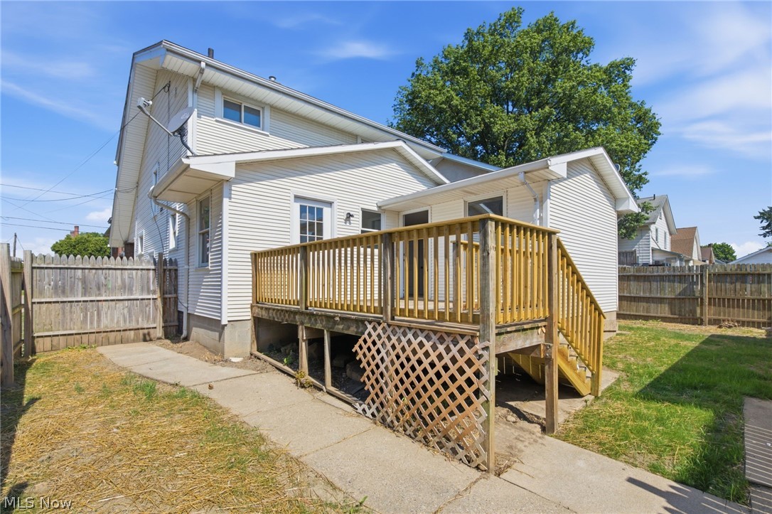 854 9th Street NE Massillon OH 44646