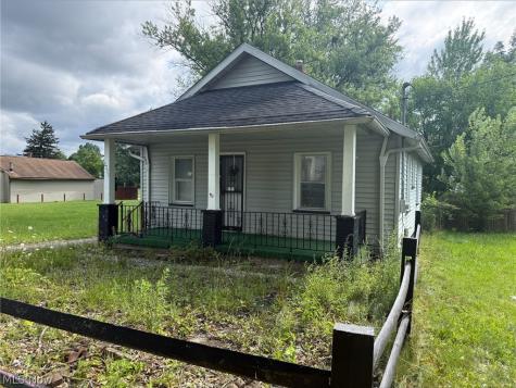 2731 Jean Street Youngstown OH 44502