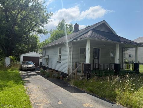2731 Jean Street Youngstown OH 44502