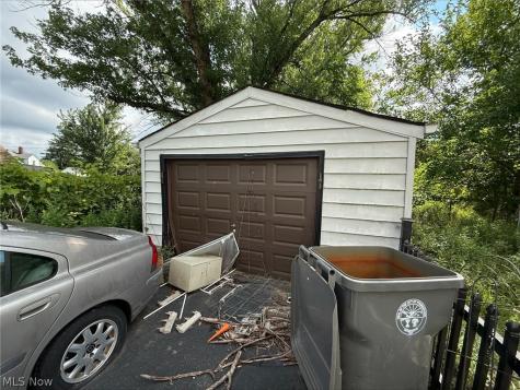 2731 Jean Street Youngstown OH 44502