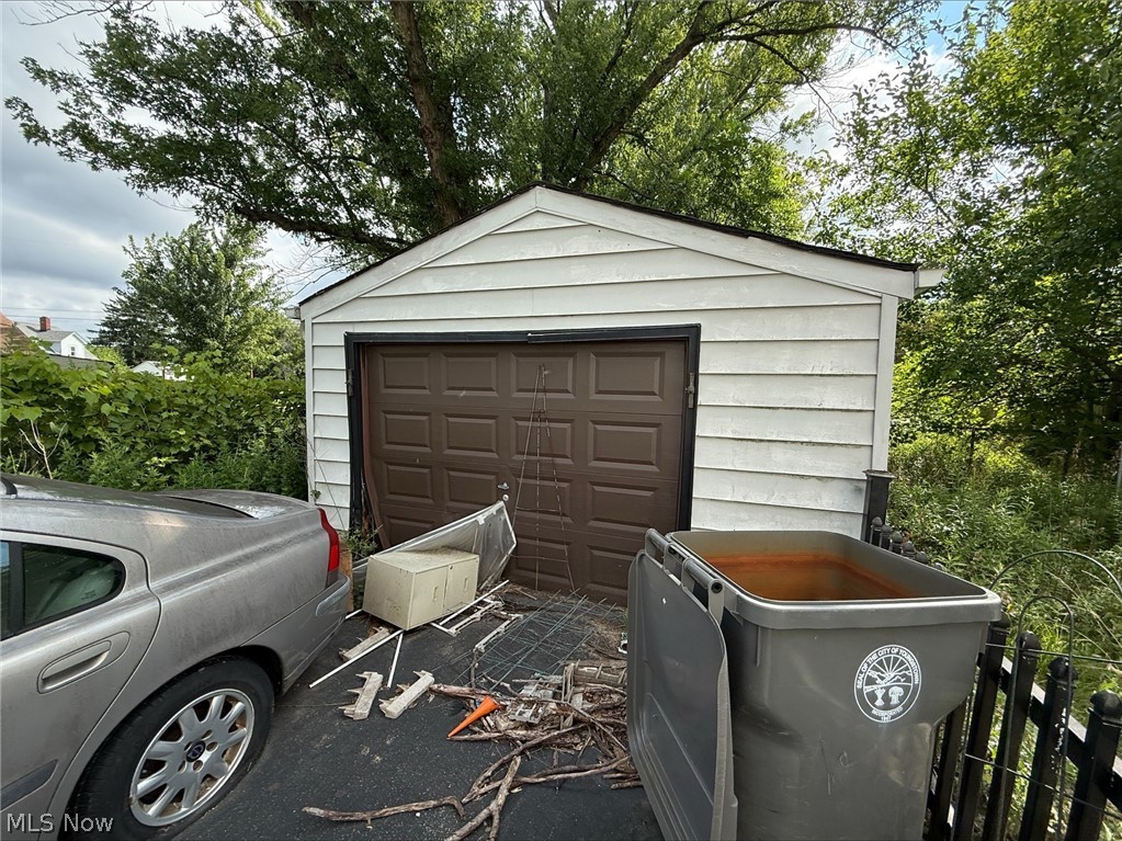 2731 Jean Street Youngstown OH 44502