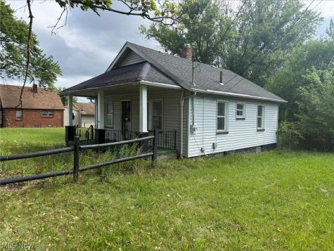 2731 Jean Street Youngstown OH 44502