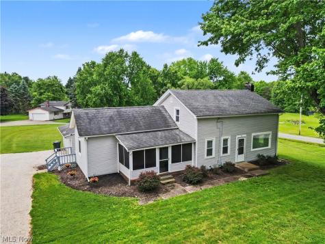 2622 Tallmadge Road Ravenna OH 44266