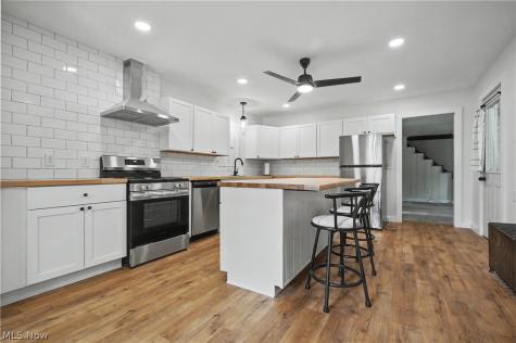 2622 Tallmadge Road Ravenna OH 44266