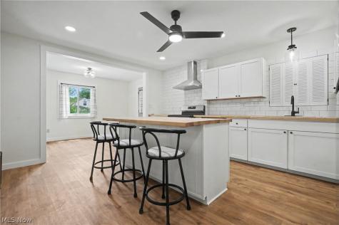 2622 Tallmadge Road Ravenna OH 44266