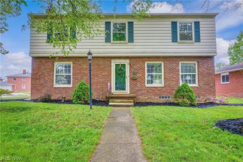 584 N Hawkins Avenue Akron OH 44313