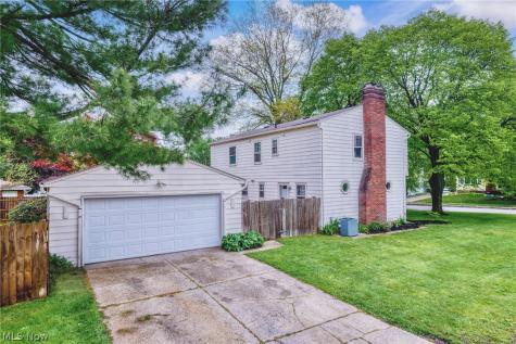 584 N Hawkins Avenue Akron OH 44313