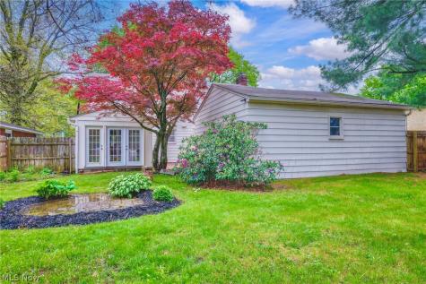 584 N Hawkins Avenue Akron OH 44313