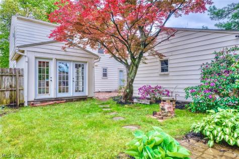 584 N Hawkins Avenue Akron OH 44313